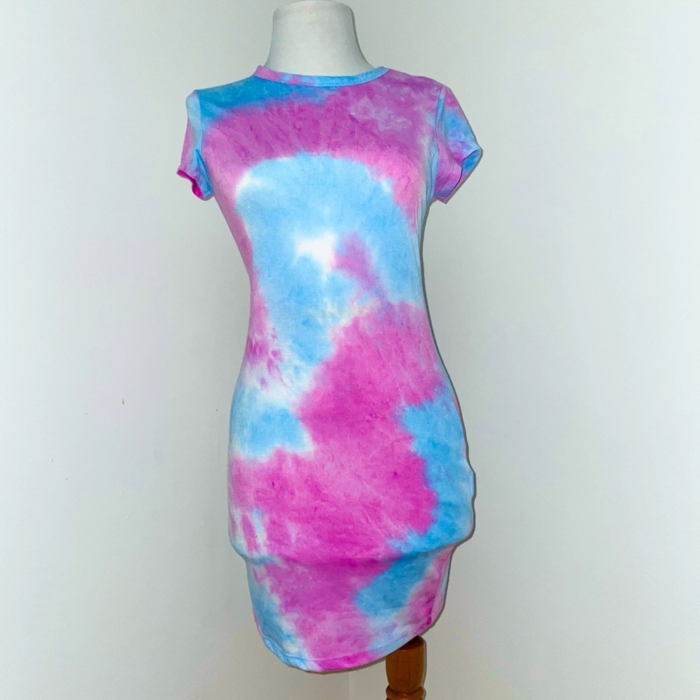 Tie dye t shirt dress